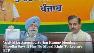 AAP MLA Attended Sajjan Kumar Meeting